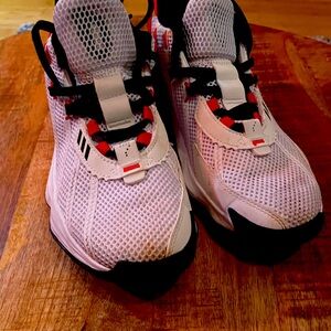 Boys sneakers